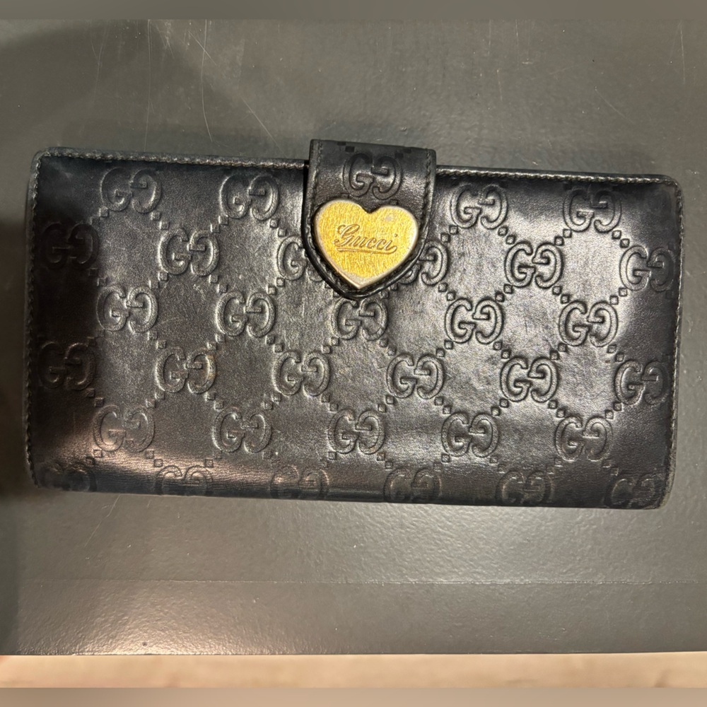 Black Gucci Ssima Heart Wallet